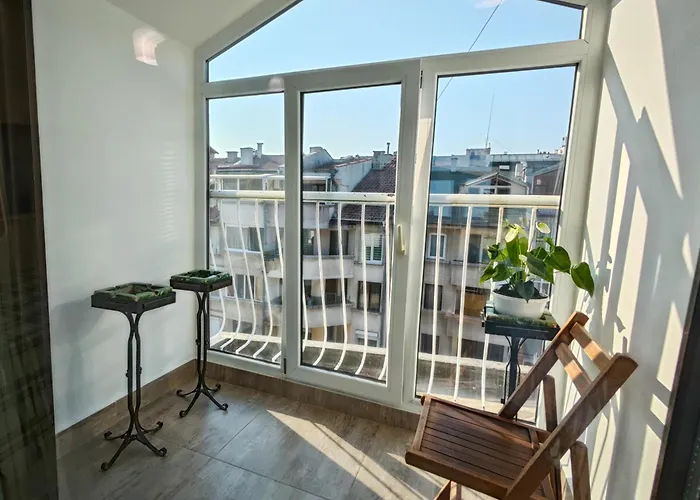 уютная рядом с центром бургаса 부르가스